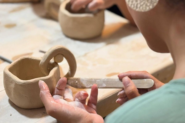 Trải nghiệm làm gốm tại Gốm Xang