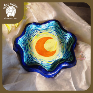 Đĩa Gốm Handmade Hình Mặt Trăng