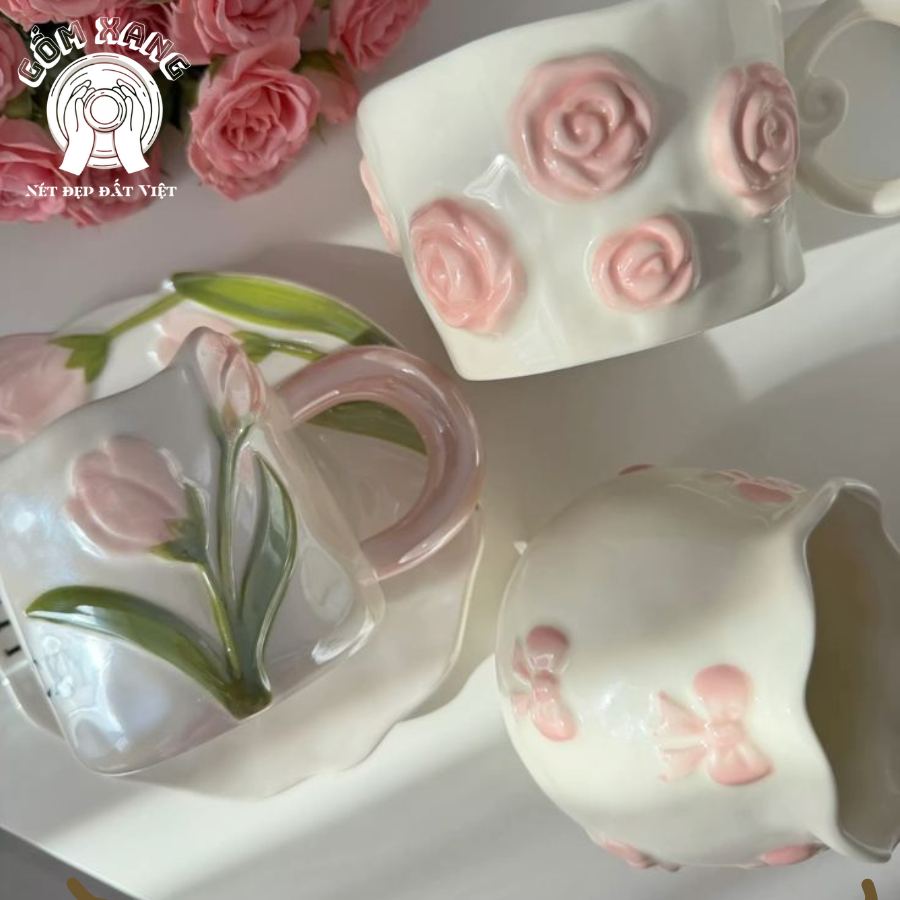 Cốc Gốm Hình Hoa